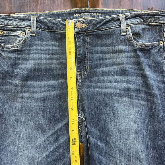 Michael Kors Women’s Jeans Size 14W Med Blue Denim Stretch Straight Leg Classic - Picture 14 of 16